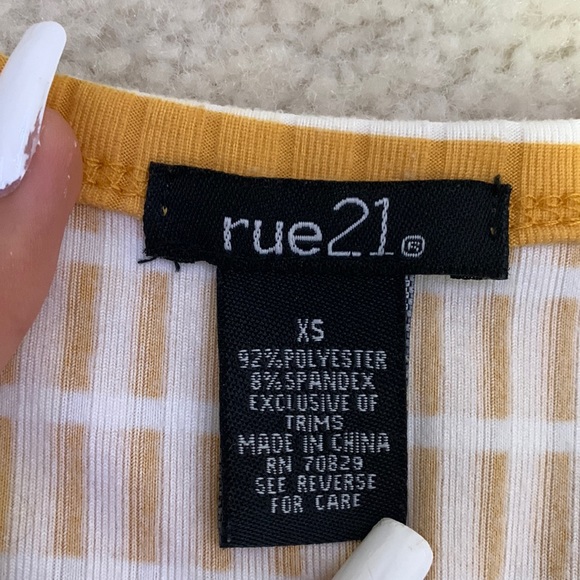 Yellow striped bodysuit buttons - Picture 3 of 3